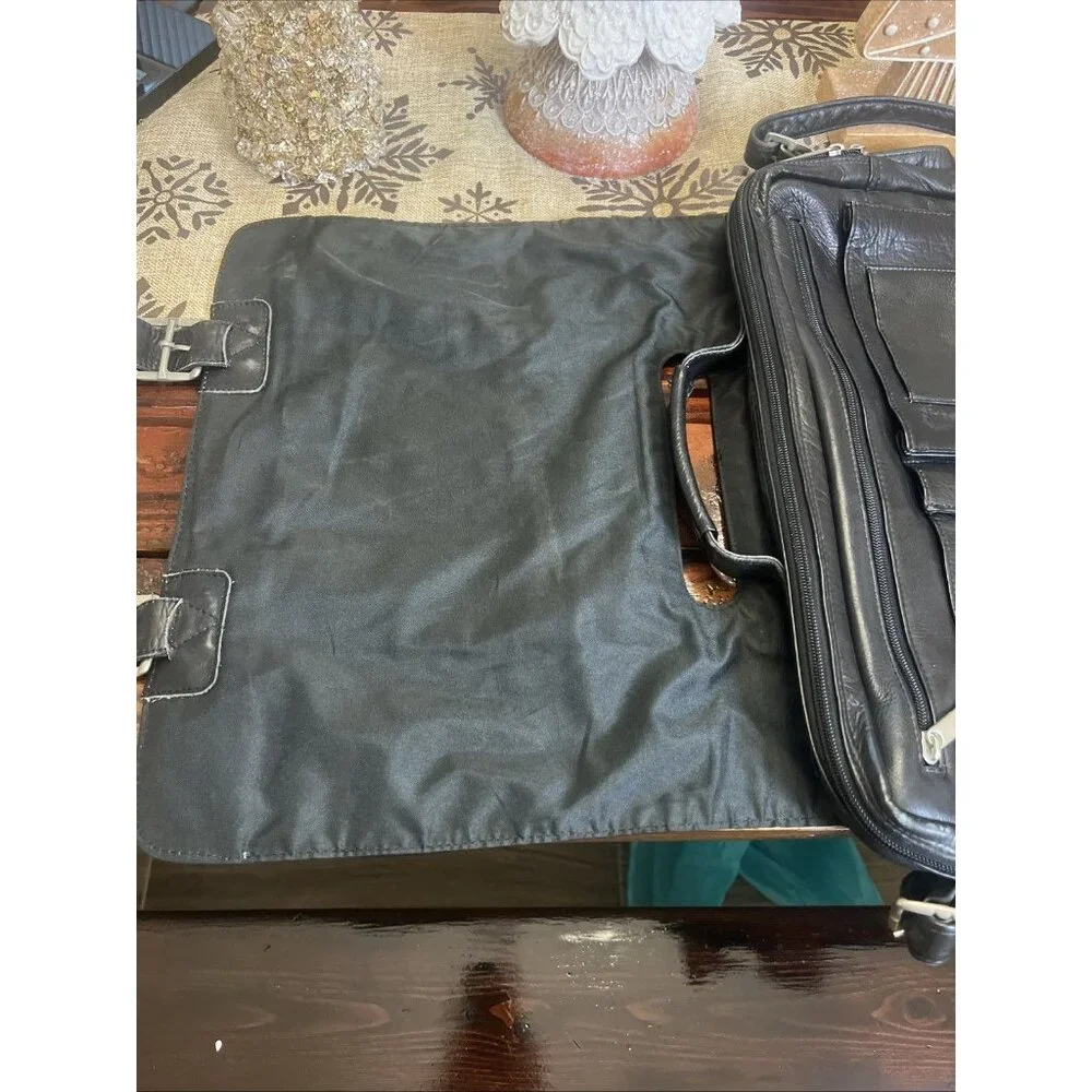 Columbia Made Genuine Black Leather Messenger Laptop Business Bag